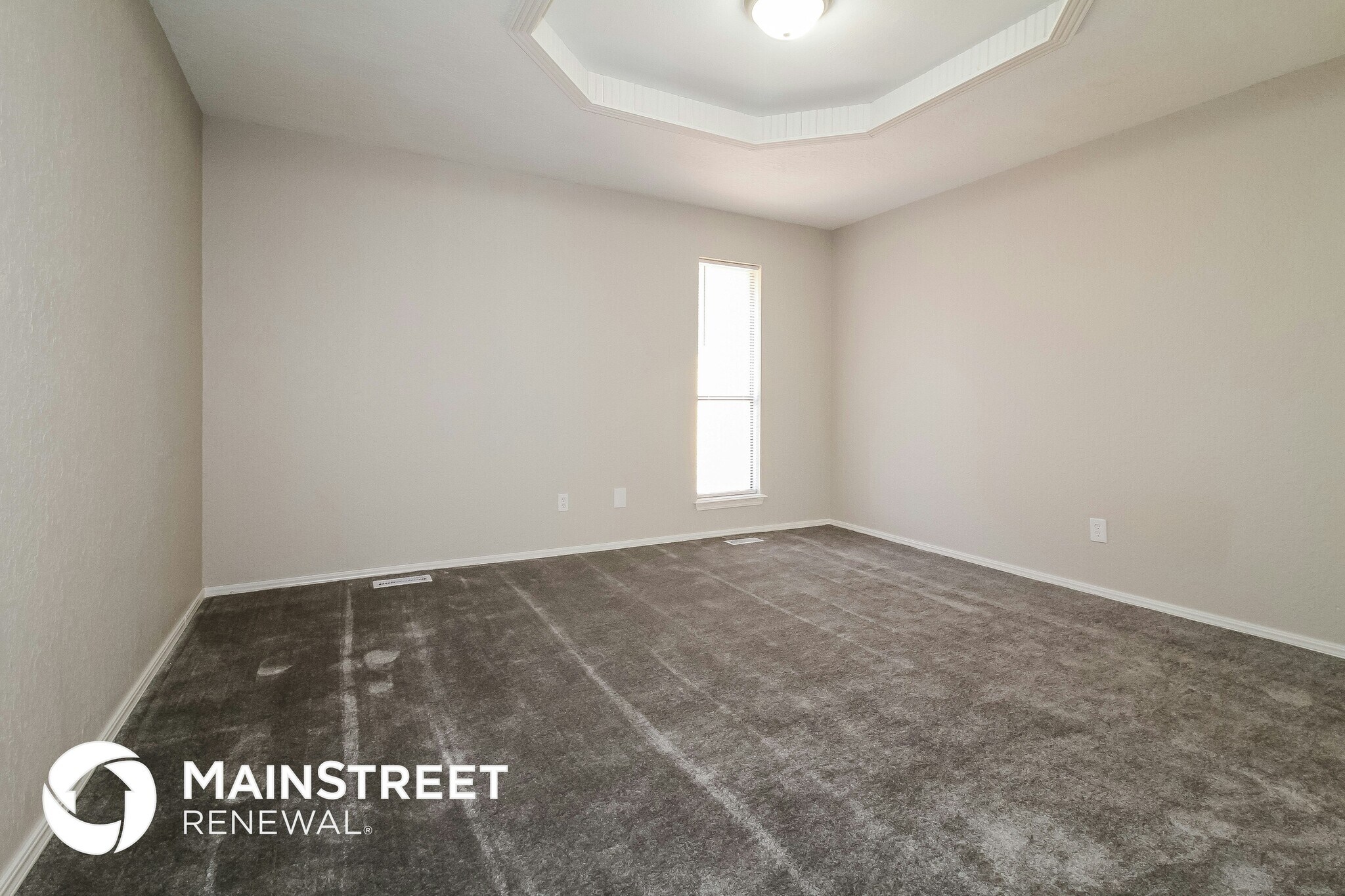 Building Photo - 705 Waterview Rd