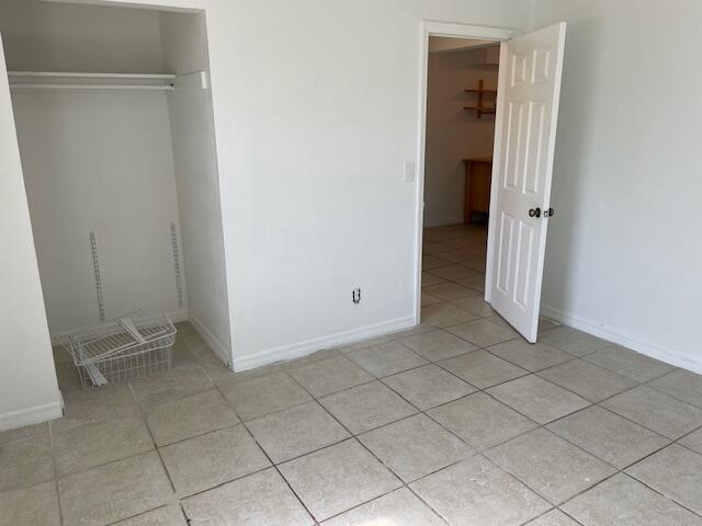 Building Photo - 2322 Stone St