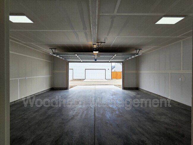 Building Photo - 4819 Harvest Pky