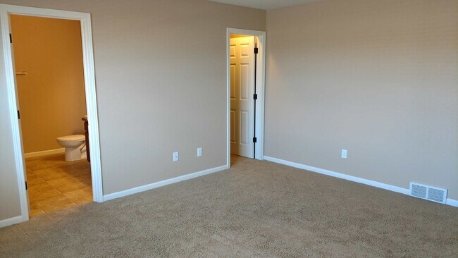 Building Photo - Waterfront Property in Lakewood w/ Dock Coming Available Soon!