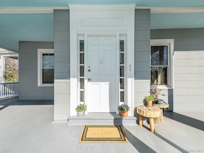 Building Photo - 26 Summit Ave