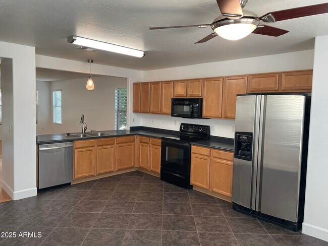 Primary Photo - 10625 W Villa Chula
