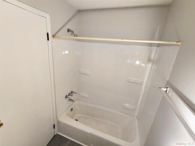 Building Photo - 79 Franklin St