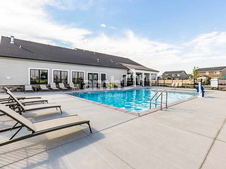 Building Photo - 9486 W Bowie Ct