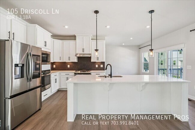 Building Photo - 105 Driscoll Ln