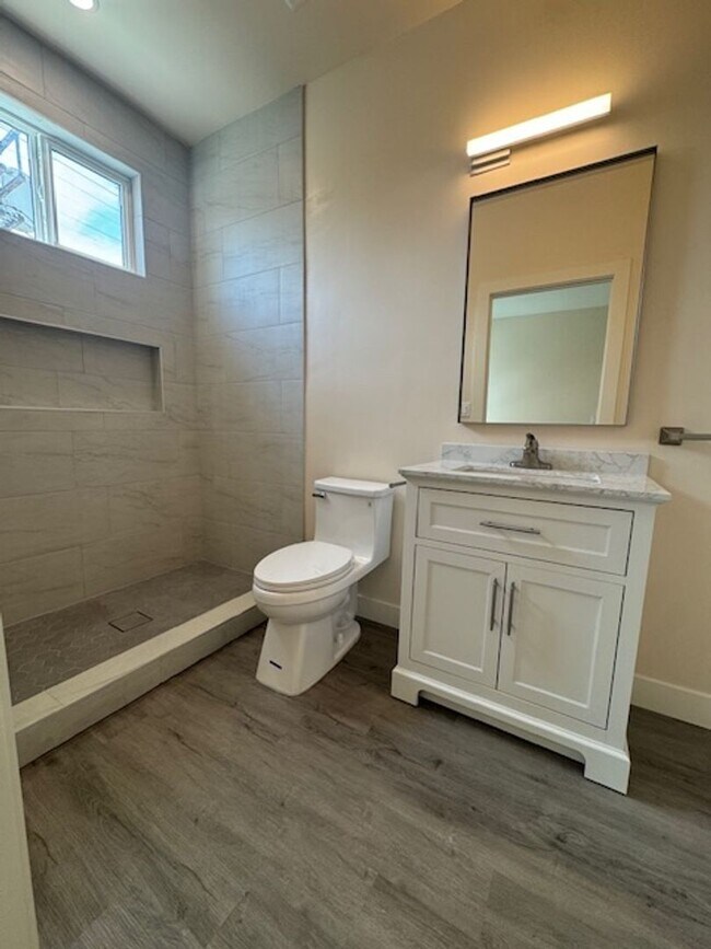 Building Photo - Charming & Private 4-Bedroom, 4-Bath Home in Sherman Oaks