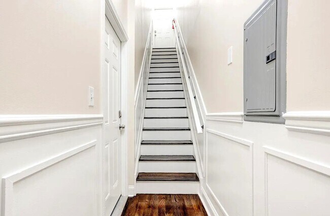 Building Photo - 1315 N 19th St