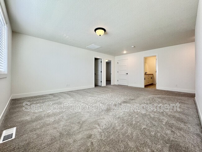 Building Photo - 1603 37th Ave