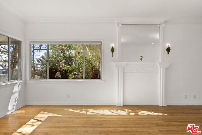 Building Photo - 1326 Londonderry View Dr