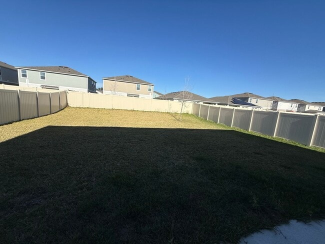 Building Photo - For Rent – Spacious 5-Bedroom Home in Lithia