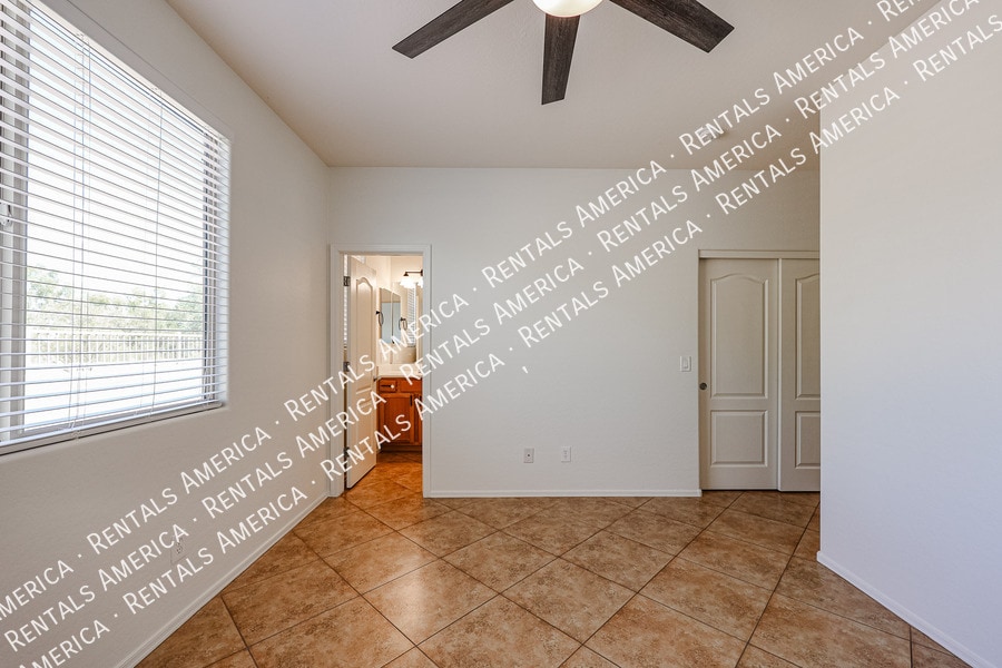 Building Photo - 21260 E Calle Luna