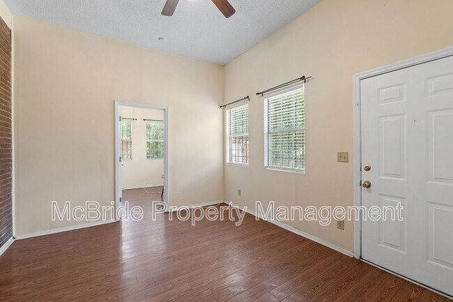 Building Photo - 1739 Cornell Dr