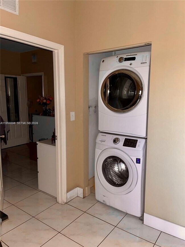 Building Photo - 6940 NW 179th St