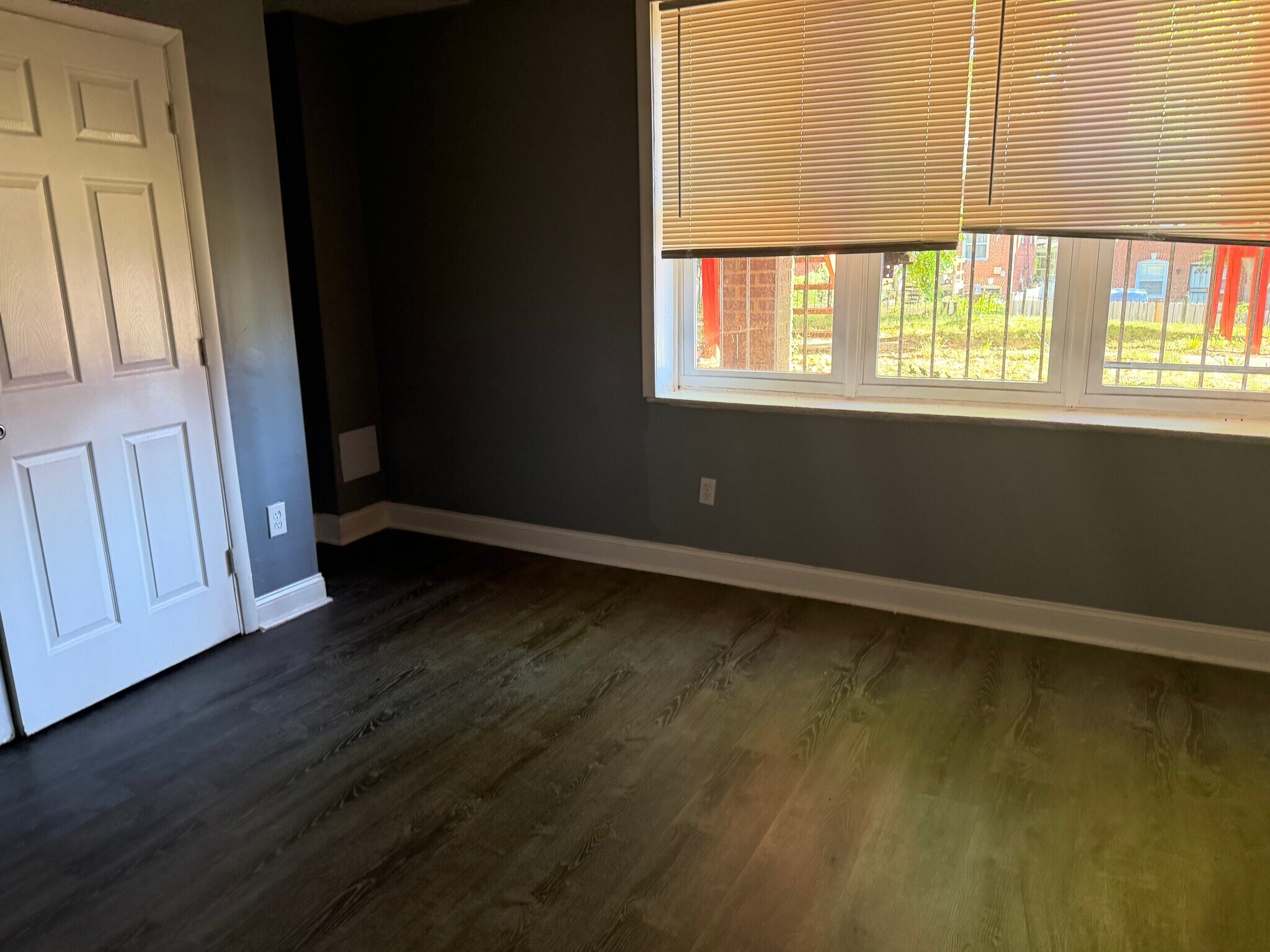 Building Photo - 63 Galveston Pl SW