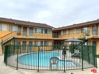 Building Photo - 711 S Sierra Vista Ave