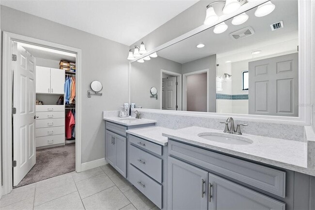 Building Photo - 12990 Wildgrass Trl