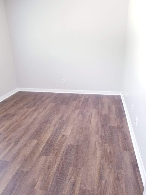 Building Photo - 1230 Murray St NE #5