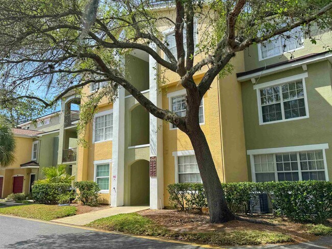 Building Photo - 1005 Bella Vista Blvd