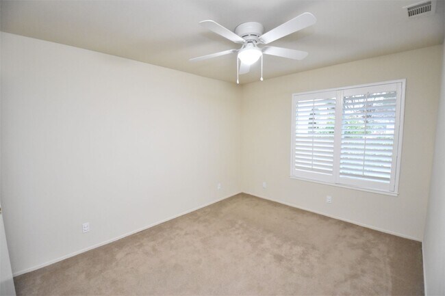 Building Photo - 3324 Lillard Dr