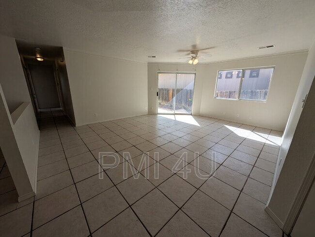 Building Photo - 1160 Sand Dune Rd NE