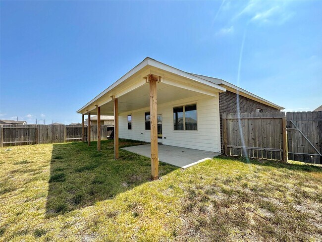 Building Photo - 5410 Pembrokeshire Cir