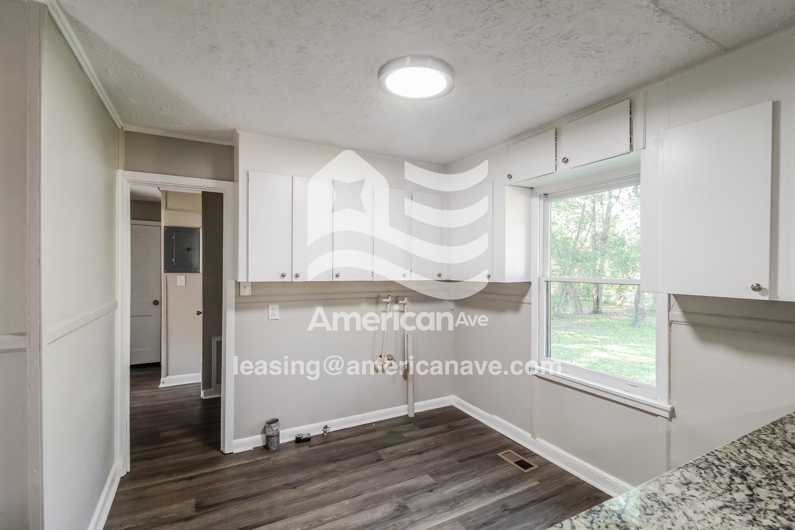 Building Photo - 105 Arnold Blvd