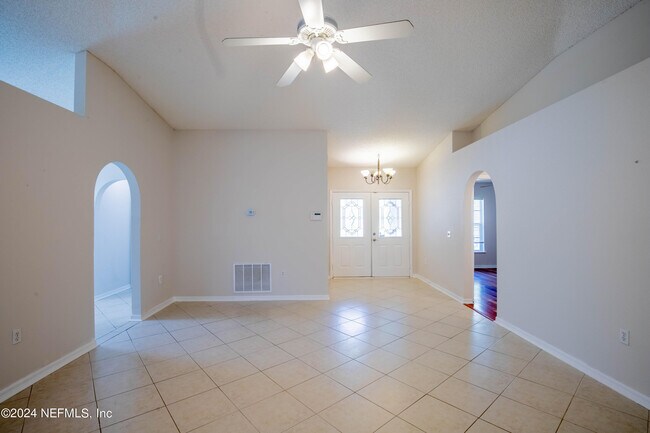 Building Photo - 3158 Ash Harbor Dr E