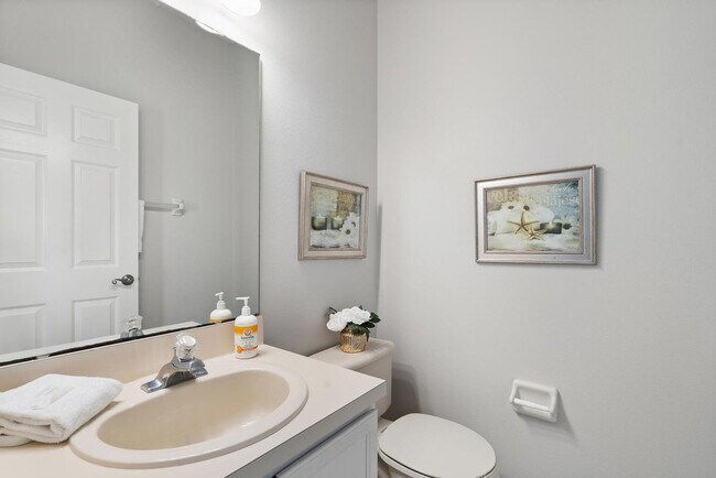 Building Photo - 346 Riggs Cir