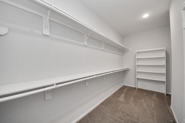 Building Photo - 2326 Kelson Cove Dr