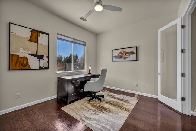 Building Photo - 6328 Windy Meadow Dr