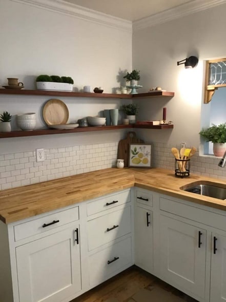 Building Photo - 60 Church St