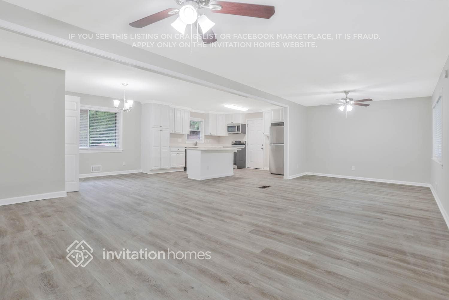 Building Photo - 944 Betty Dr