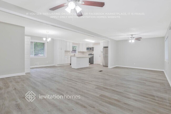 Building Photo - 944 Betty Dr