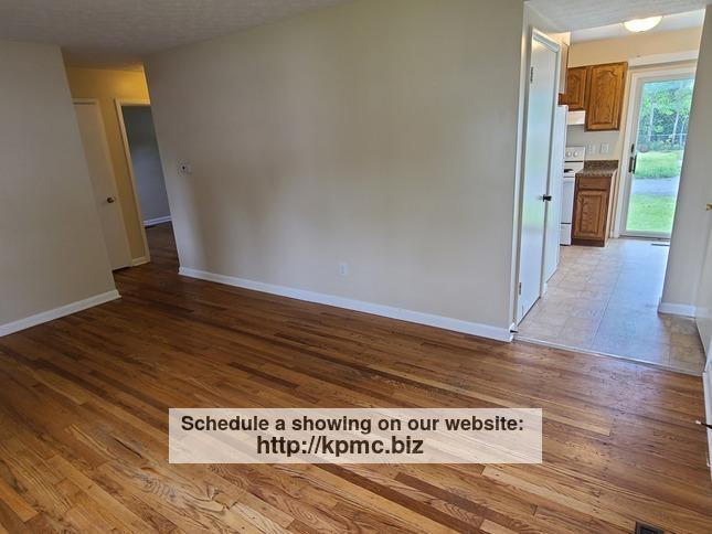 Building Photo - 2132 Elmore Ave