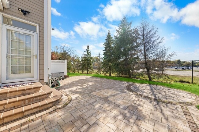 Building Photo - 19 Edward Stec Blvd