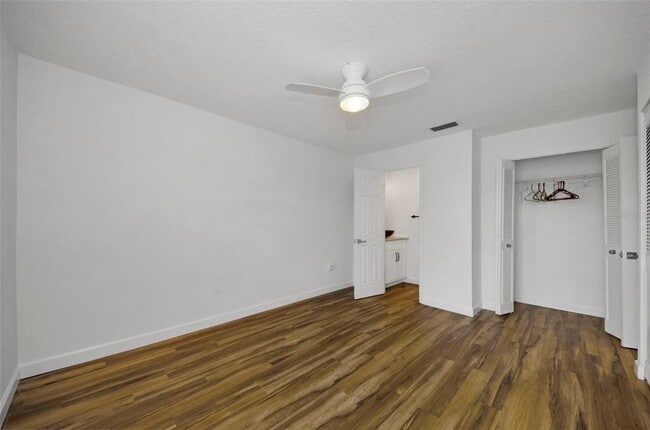 Building Photo - 2700 Bayshore Blvd