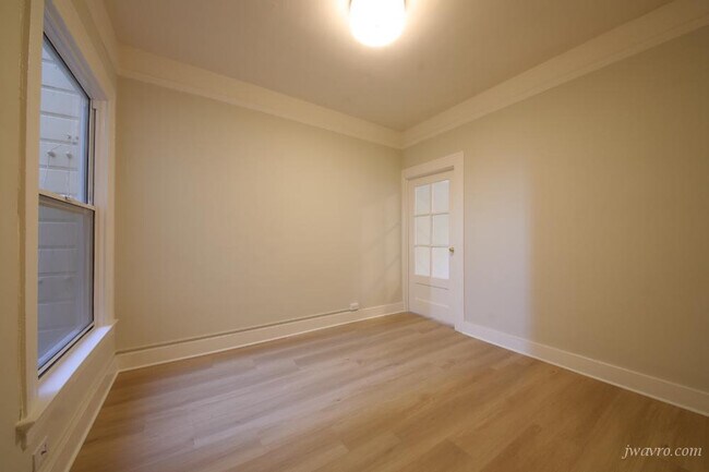 Building Photo - 1055 Fell St