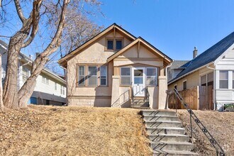 Building Photo - Newly Renovated Two Bedroom!
