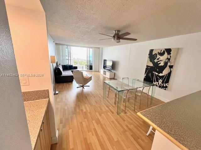 Building Photo - 1717 N Bayshore Dr