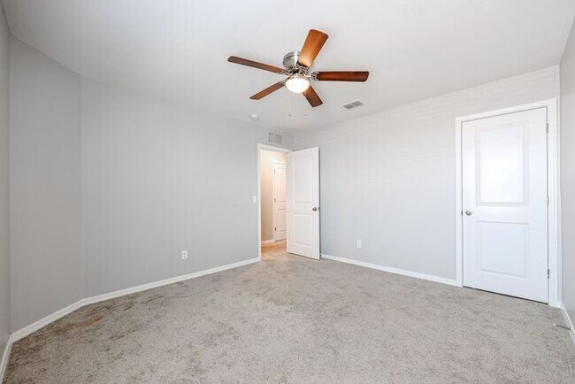 Building Photo - Home in Litchfield Park at Canyon Views! 5...