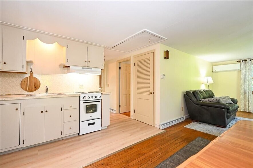 Building Photo - 22 Gleaner Chapel Rd