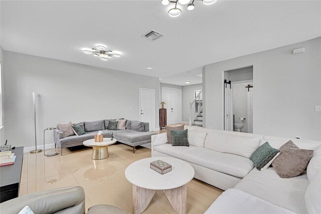 Building Photo - 10072 NW 87th Terrace