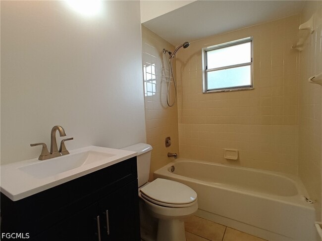 Building Photo - 1815 SE 11th Ave