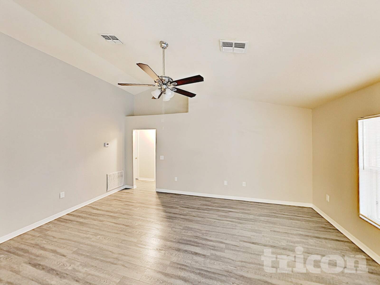 Building Photo - 14086 Amero Ln
