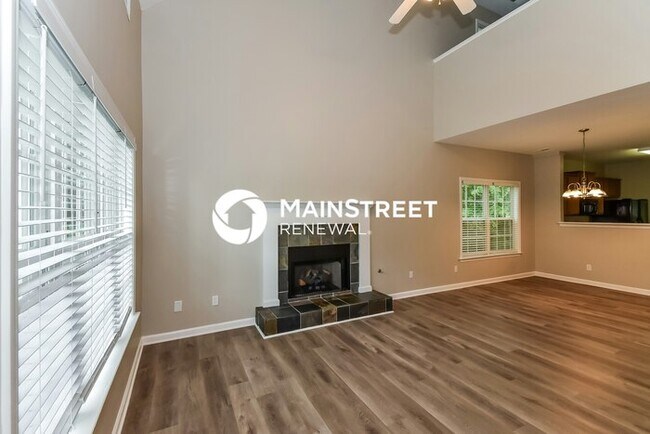 Building Photo - 3 Bedroom Pet-Friendly Home in Dallas, GA with Main Street Renewal