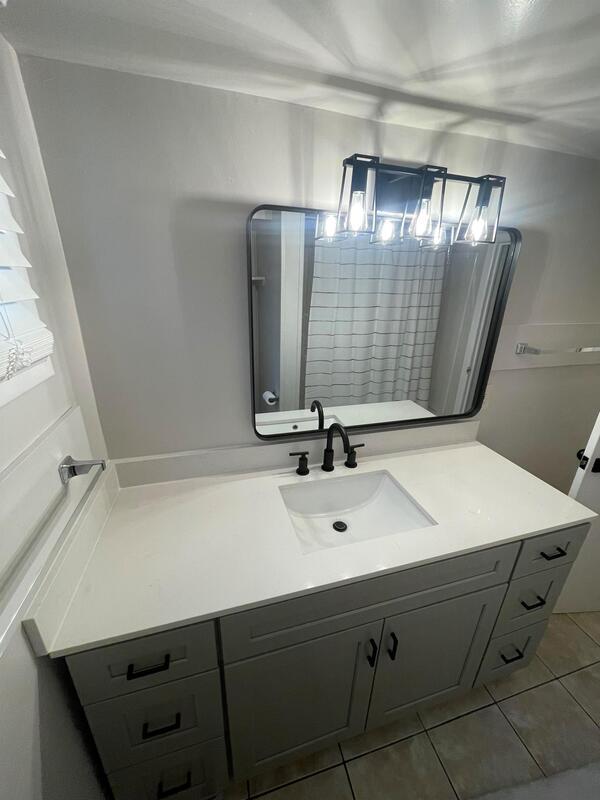 Building Photo - 348 S 600 E