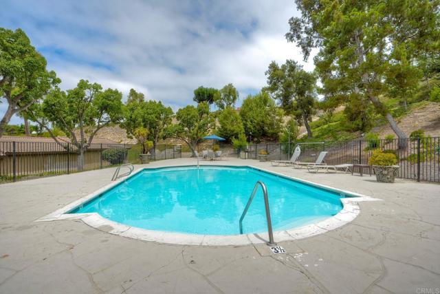 Building Photo - 3796 San Ramon Dr