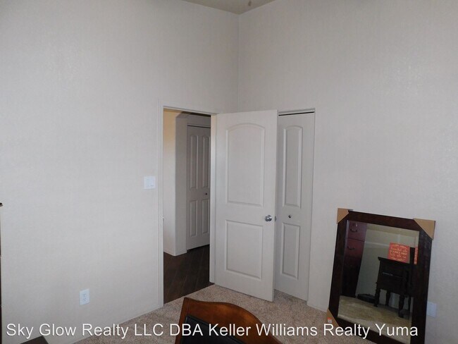Building Photo - 4 br, 2 bath House - 6522 E. 33rd St
