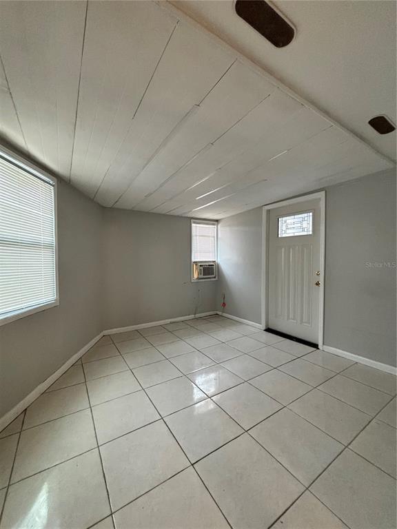 Building Photo - 2502 Vine St