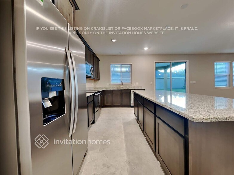Building Photo - 105 Coastal Village Ln